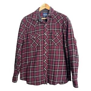 Wrangler Pearl Snap Button Up Red Plaid Flannel Shirt Size XL‎